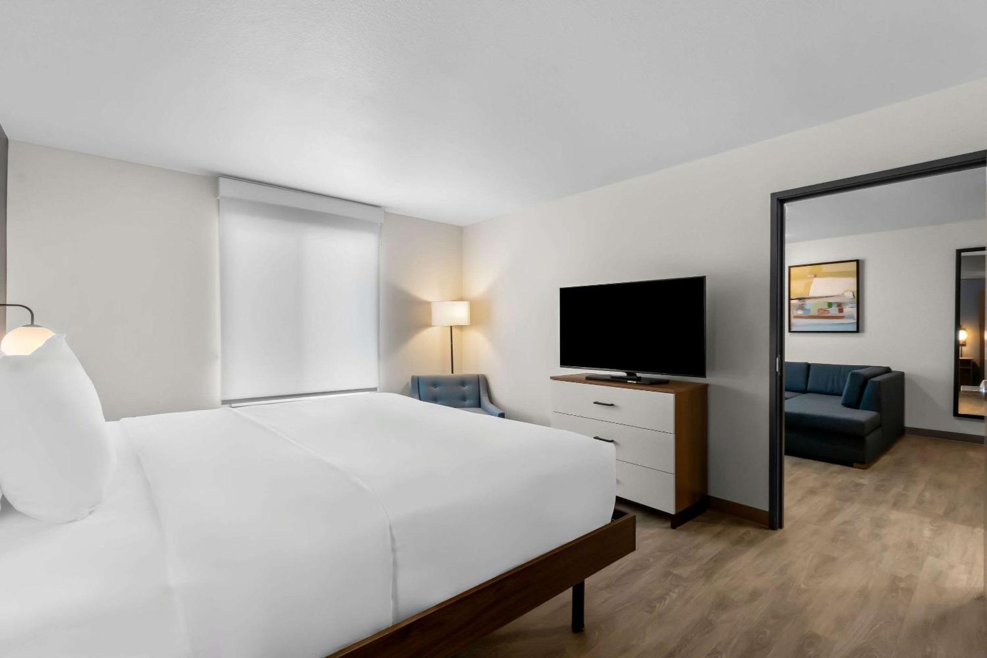 Everhome Suites Glendale Sports Entertainment District Kültér fotó